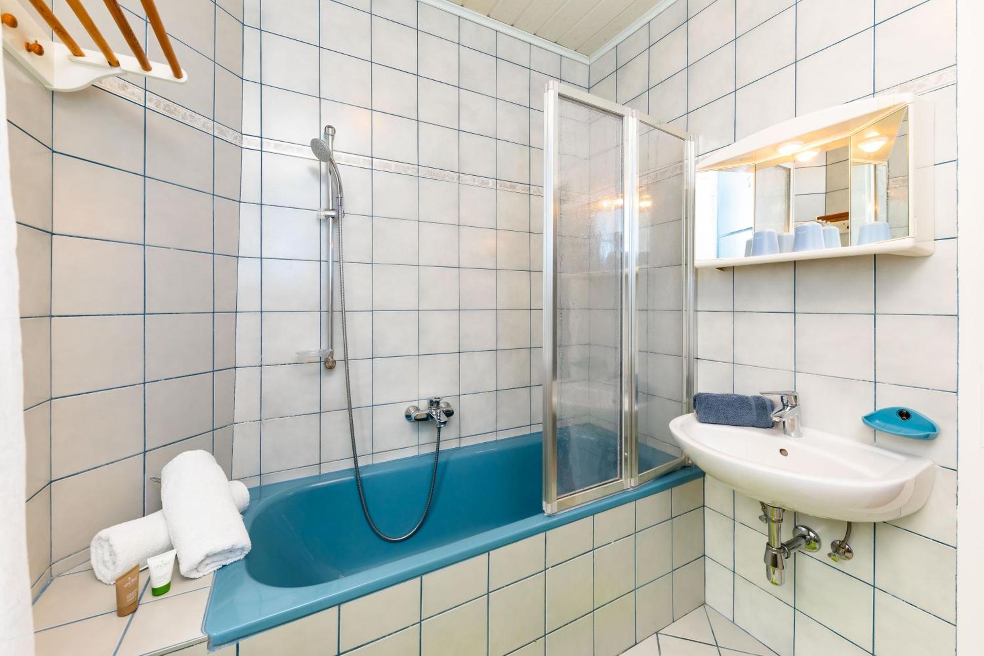 Apartmenthaus Pastner am Teich Übelbach Exterior foto